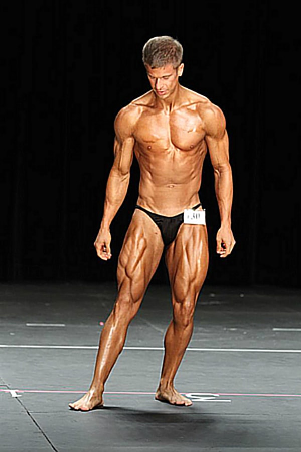 Greg Farris wins first show under my services-min